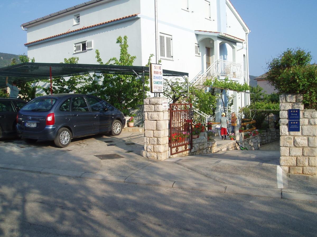 Apartment Orbanic Cres Bagian luar foto