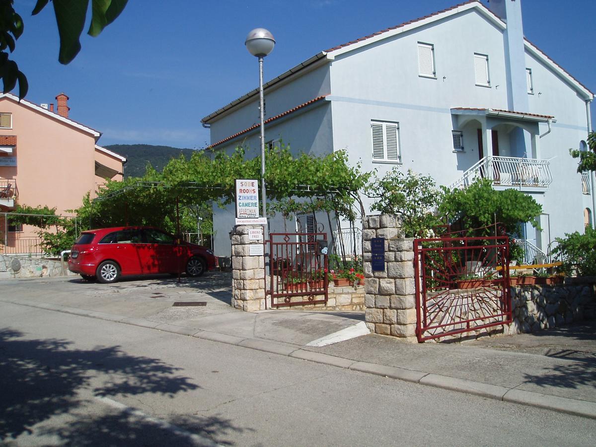 Apartment Orbanic Cres Bagian luar foto