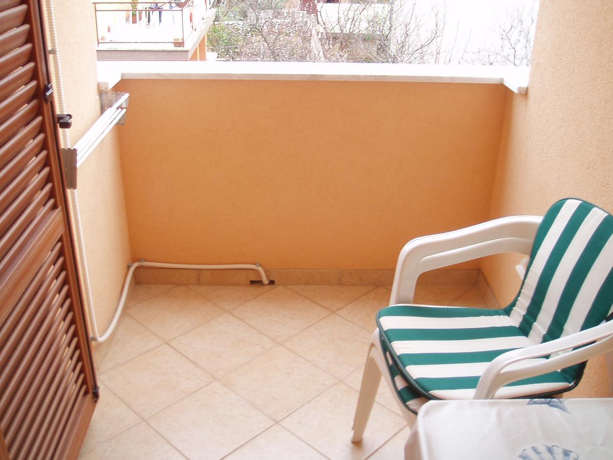 Apartment Orbanic Cres Bagian luar foto