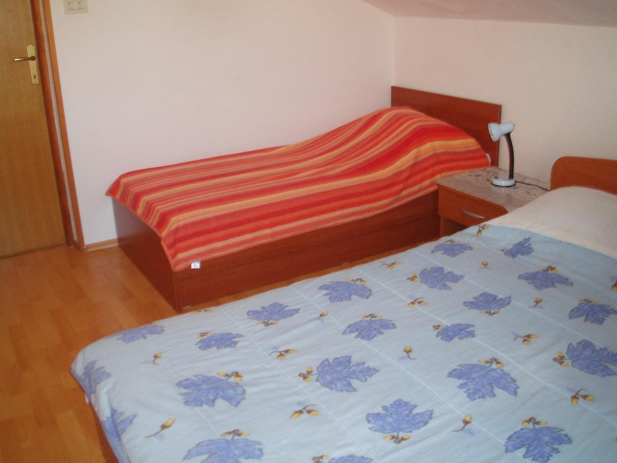 Apartment Orbanic Cres Bagian luar foto