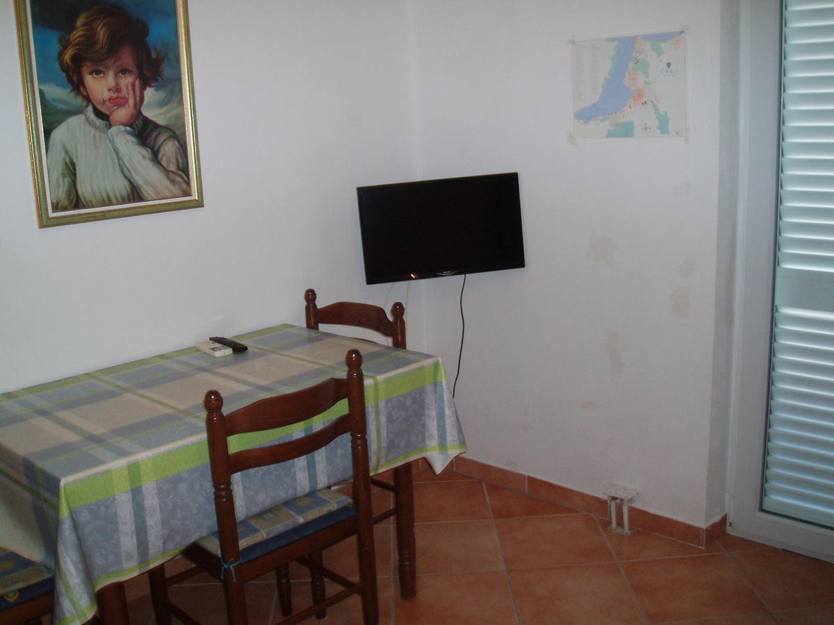 Apartment Orbanic Cres Bagian luar foto